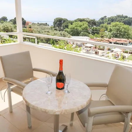 Skiathos Premier Hotel