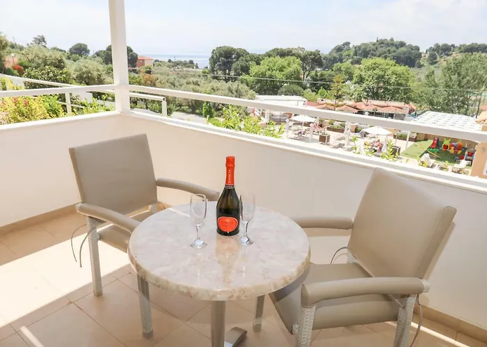 Skiathos Premier Hotel