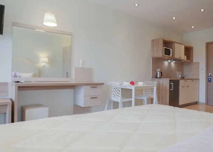 Skiathos Premier Hotel 4*