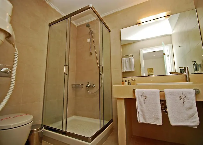 Skiathos Premier Hotel 4*